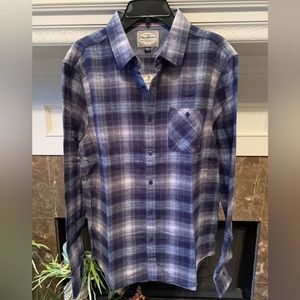 Flag & Anthem, Men’s Flannel button down shirt in blue plaid. NWT, size large